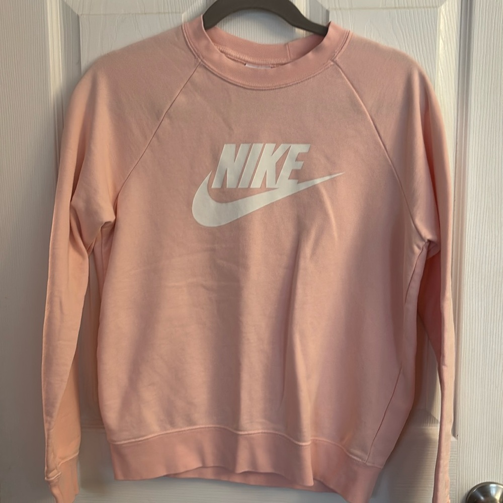 Nike Size Small Crew neck sweatshirt.